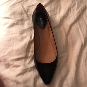 BNIB Calvin Klein patent snakeskin emeril flats